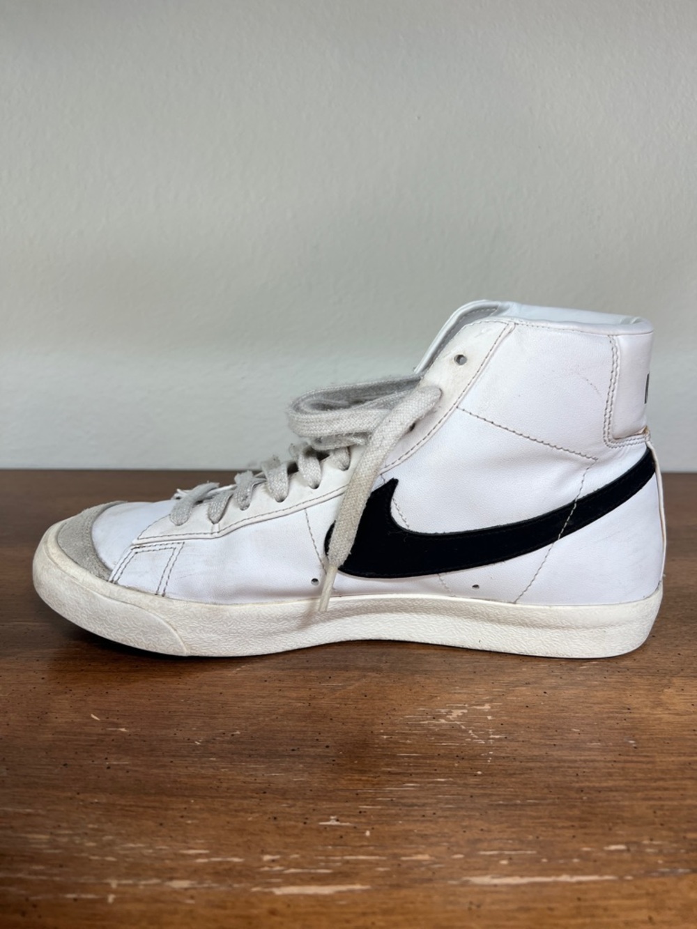 Nike White and Black High-Top Sneakers - Picture 8 of 10